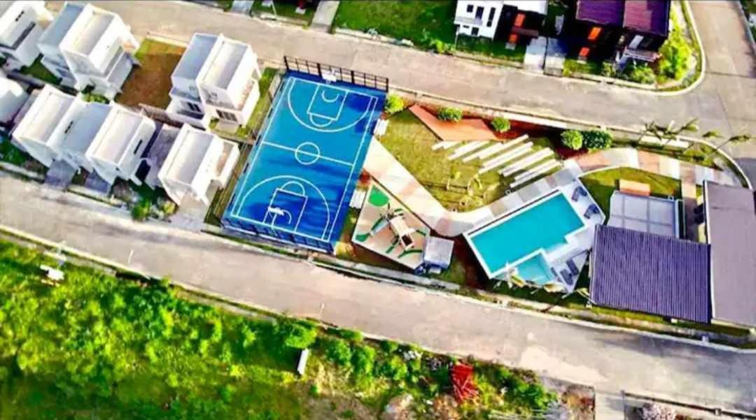 Cozy Holiday Home At Batulao Artscapes 2Br Brand New Fully Airconditioned Calo المظهر الخارجي الصورة